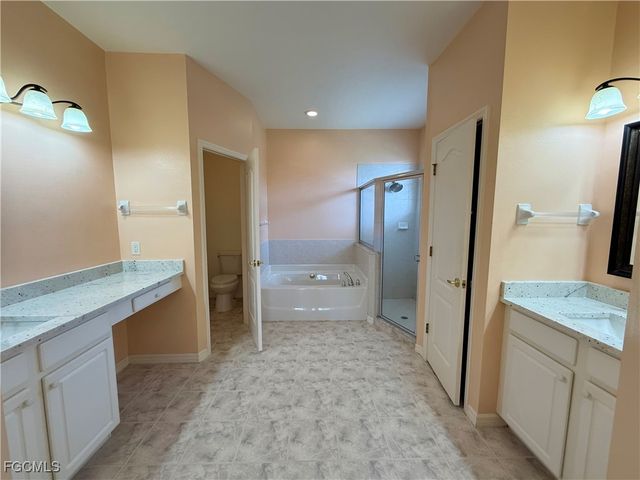 1700 SW 30th TER, Cape Coral, FL 33914