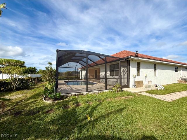 1700 SW 30th TER, Cape Coral, FL 33914