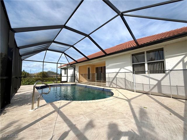 1700 SW 30th TER, Cape Coral, FL 33914