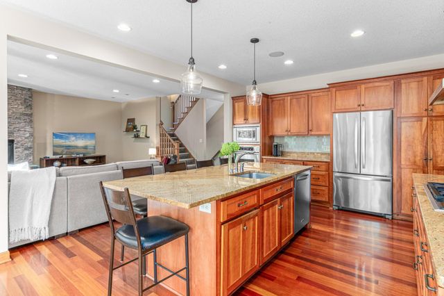 11388 Avery Drive, Inver Grove Heights, MN 55077