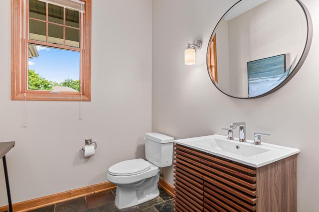 11388 Avery Drive, Inver Grove Heights, MN 55077