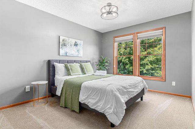 11388 Avery Drive, Inver Grove Heights, MN 55077