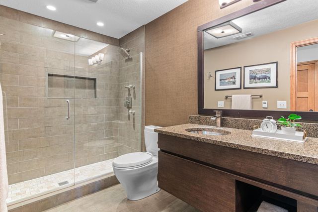 11388 Avery Drive, Inver Grove Heights, MN 55077