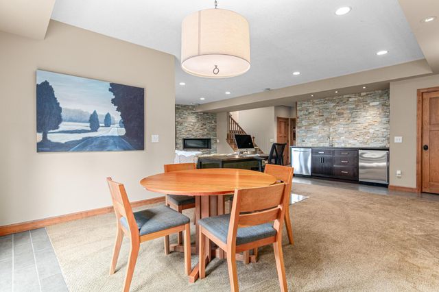 11388 Avery Drive, Inver Grove Heights, MN 55077