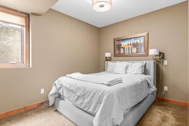 11388 Avery Drive, Inver Grove Heights, MN 55077