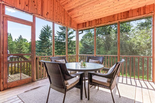 11388 Avery Drive, Inver Grove Heights, MN 55077