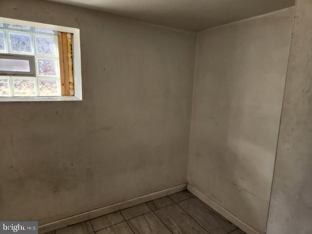 2043 S AIKENS ST, Philadelphia, PA 19142