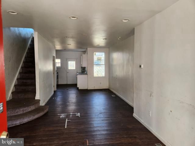 2043 S AIKENS ST, Philadelphia, PA 19142