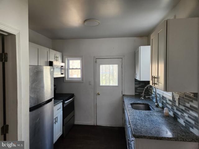 2043 S AIKENS ST, Philadelphia, PA 19142