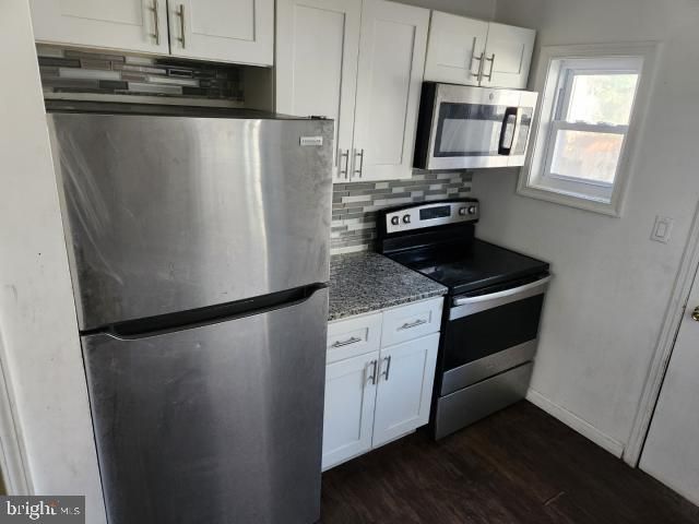 2043 S AIKENS ST, Philadelphia, PA 19142