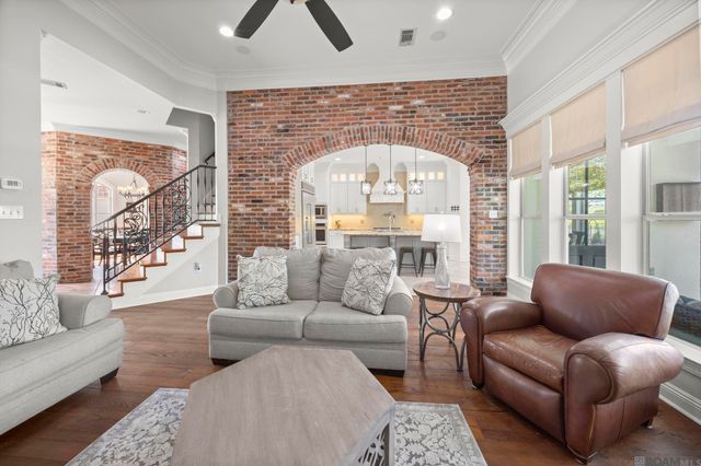 18638 Seagull Ln, Prairieville, LA 70769
