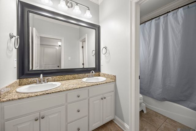 18638 Seagull Ln, Prairieville, LA 70769