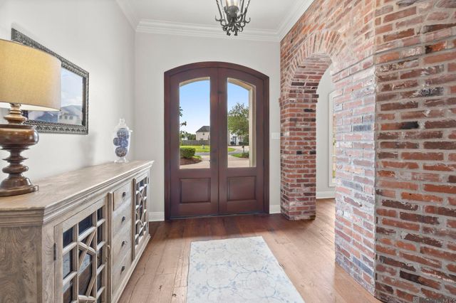 18638 Seagull Ln, Prairieville, LA 70769