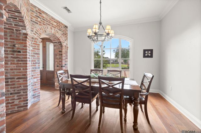 18638 Seagull Ln, Prairieville, LA 70769