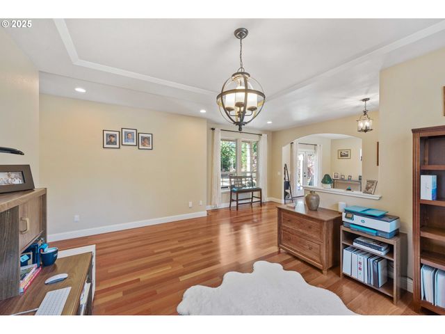 2270 HAYES St, North Bend, OR 97459