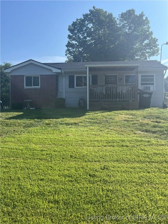 1920 Vienna Road, Charlestown, IN 47111