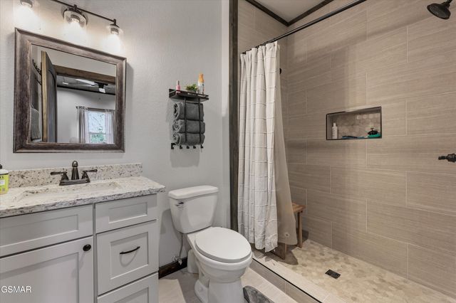 441 Matterhorn Drive, Gatlinburg, TN 37738