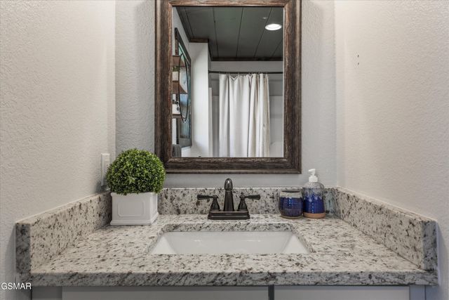 441 Matterhorn Drive, Gatlinburg, TN 37738