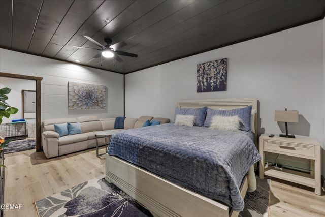 441 Matterhorn Drive, Gatlinburg, TN 37738