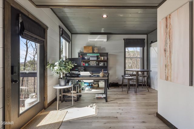 441 Matterhorn Drive, Gatlinburg, TN 37738