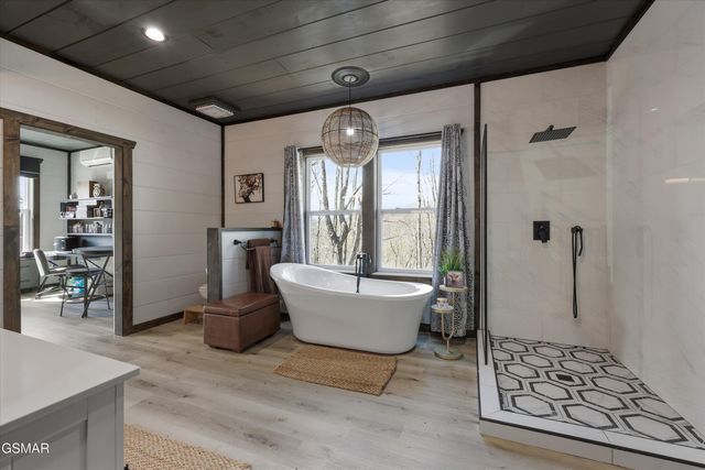 441 Matterhorn Drive, Gatlinburg, TN 37738