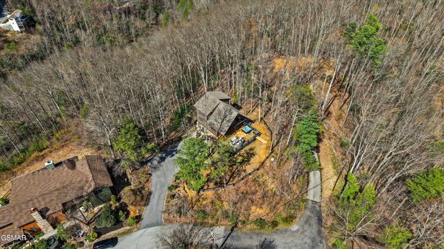 441 Matterhorn Drive, Gatlinburg, TN 37738