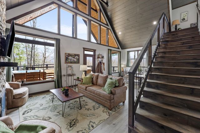 441 Matterhorn Drive, Gatlinburg, TN 37738