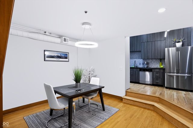 735 Lexington Avenue 15, Indianapolis, IN 46203