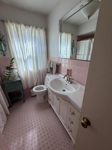 449 Melvin AVENUE, Racine, WI 53402