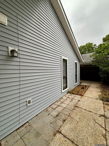 5416 Heatherstone Dr, Baton Rouge, LA 70820