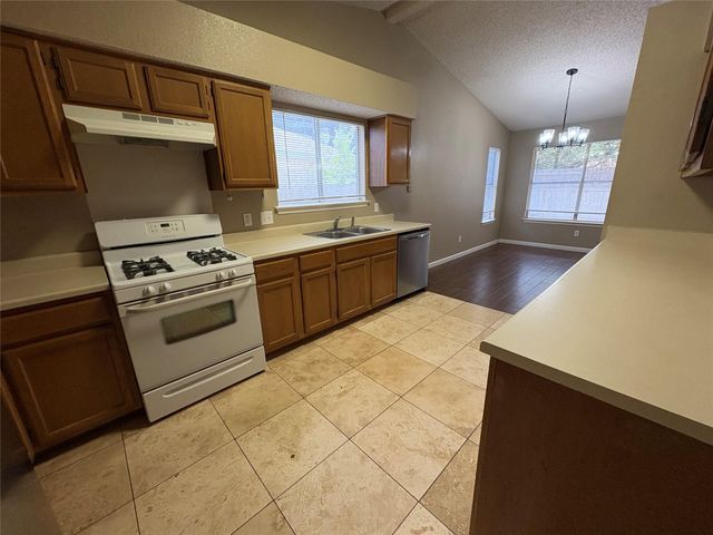 2902 Sabinal TRL, Cedar Park, TX 78613