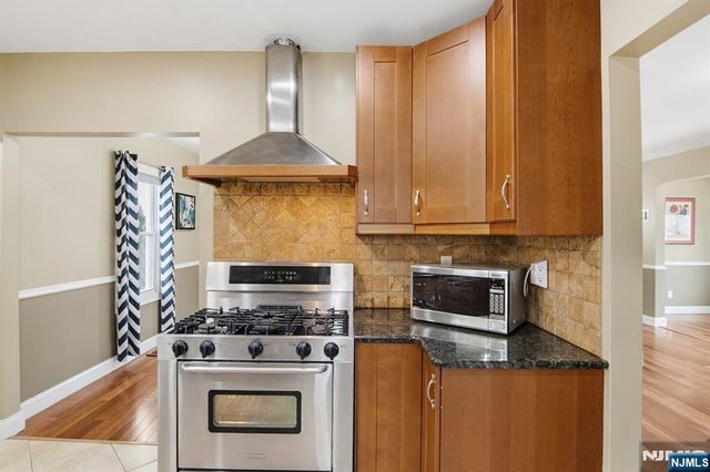 15 Peru Road, Clifton, NJ 07012