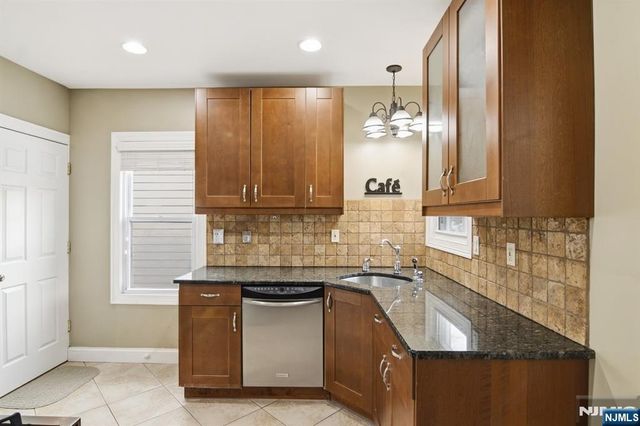 15 Peru Road, Clifton, NJ 07012