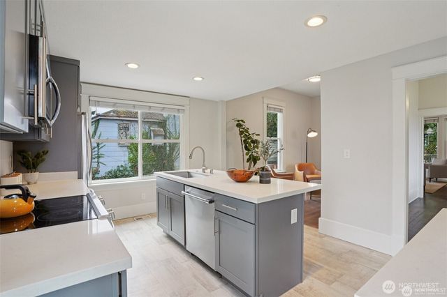 1927 S L Street, Tacoma, WA 98405