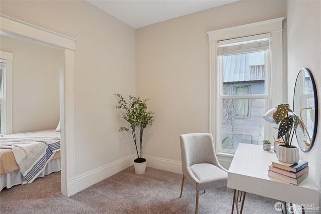 1927 S L Street, Tacoma, WA 98405