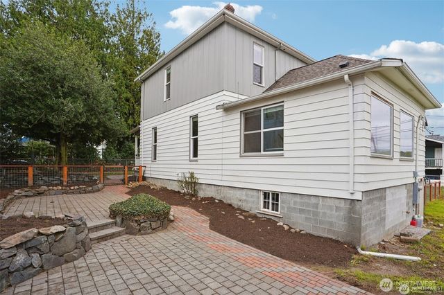 1927 S L Street, Tacoma, WA 98405