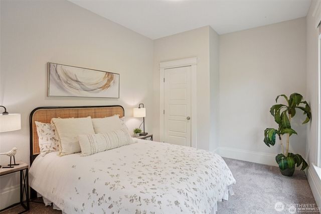 1927 S L Street, Tacoma, WA 98405