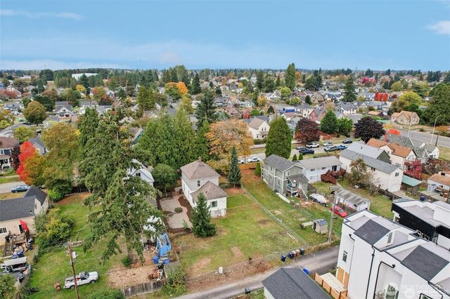 1927 S L Street, Tacoma, WA 98405