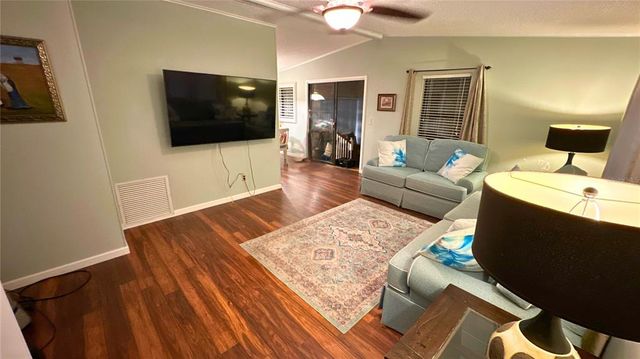 908 ROSE LANE, Lady Lake, FL 32159
