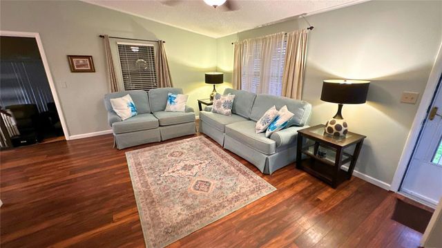908 ROSE LANE, Lady Lake, FL 32159