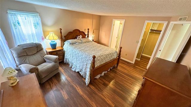 908 ROSE LANE, Lady Lake, FL 32159