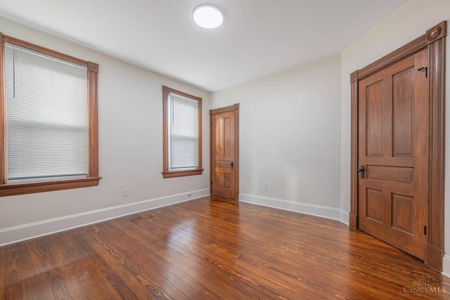 2728 Silverleaf Avenue, Cincinnati, OH 45212