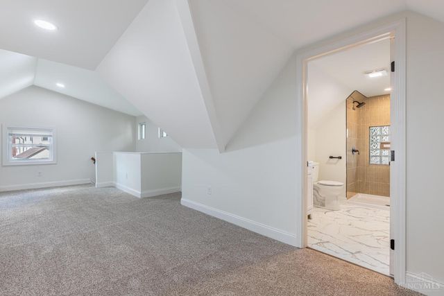 2728 Silverleaf Avenue, Cincinnati, OH 45212