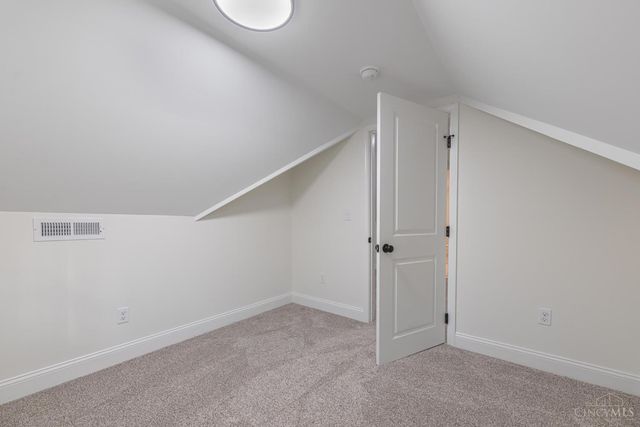 2728 Silverleaf Avenue, Cincinnati, OH 45212