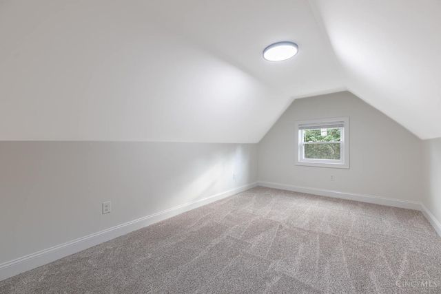 2728 Silverleaf Avenue, Cincinnati, OH 45212