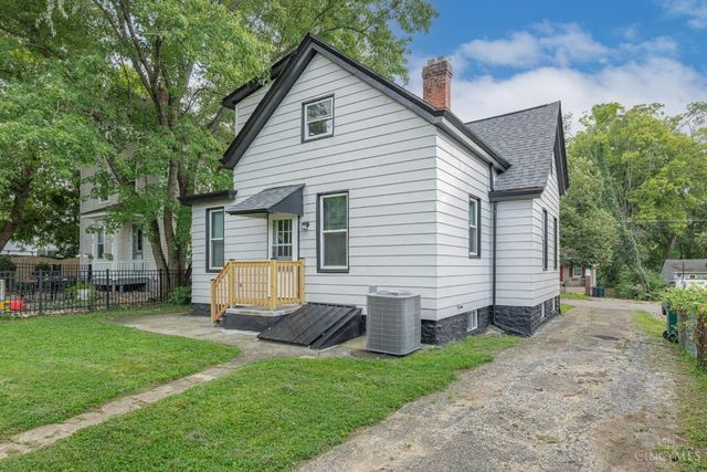 2728 Silverleaf Avenue, Cincinnati, OH 45212