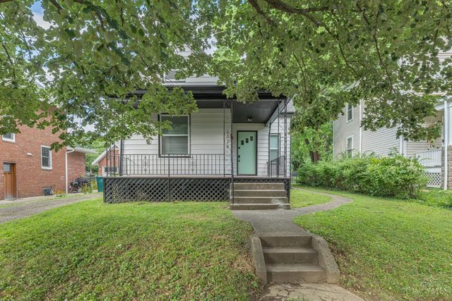 2728 Silverleaf Avenue, Cincinnati, OH 45212