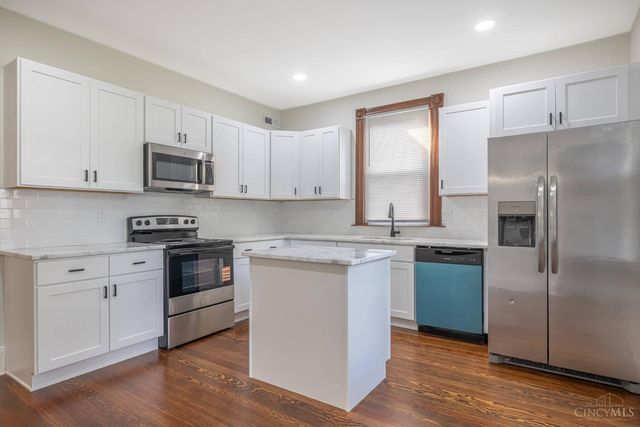 2728 Silverleaf Avenue, Cincinnati, OH 45212