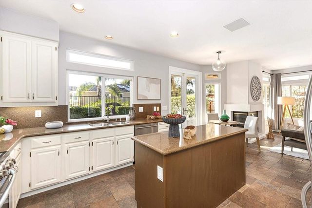 3638 Via Bernardo, Oceanside, CA 92056