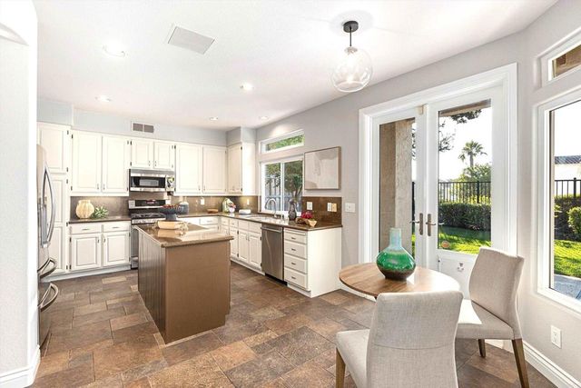 3638 Via Bernardo, Oceanside, CA 92056